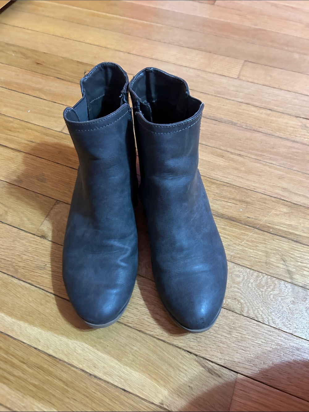 dylan Women's Dark Gray Leather Ankle Booties